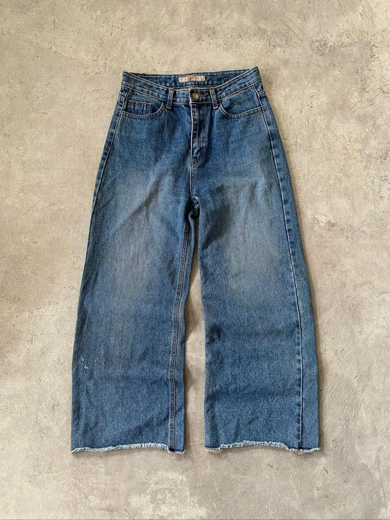 baggy jeans